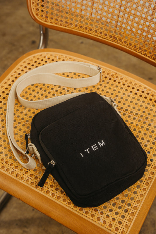 item shoulder bag(black)