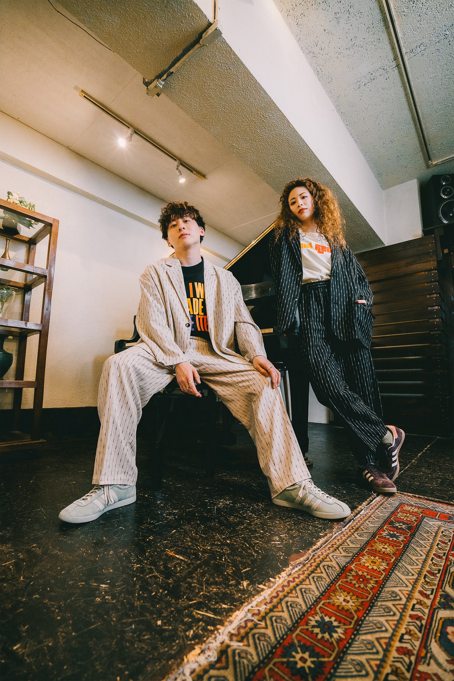 item hand writing stripe pants (ivory)