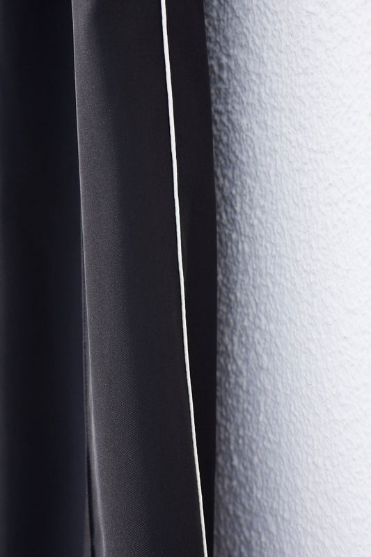 rehearsal track pants (black)