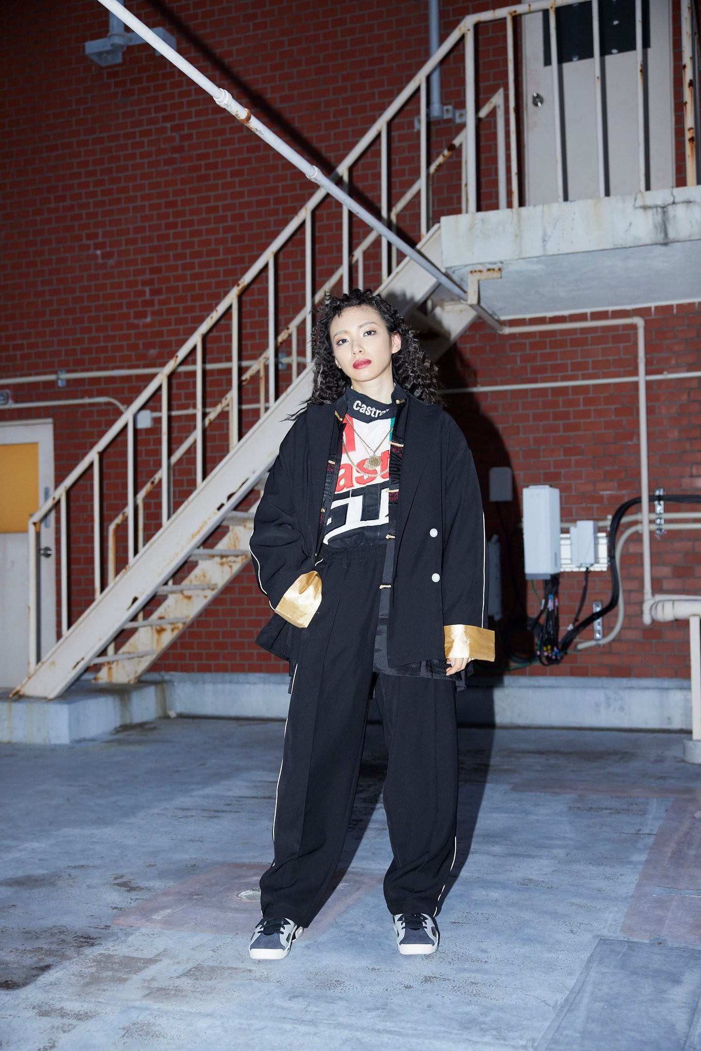 rehearsal track pants (black)