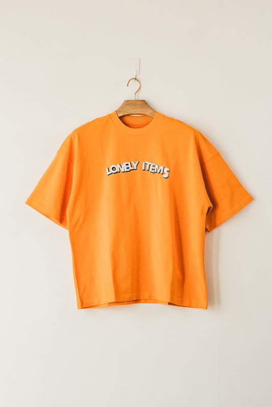 LONELY ITEMS tee
