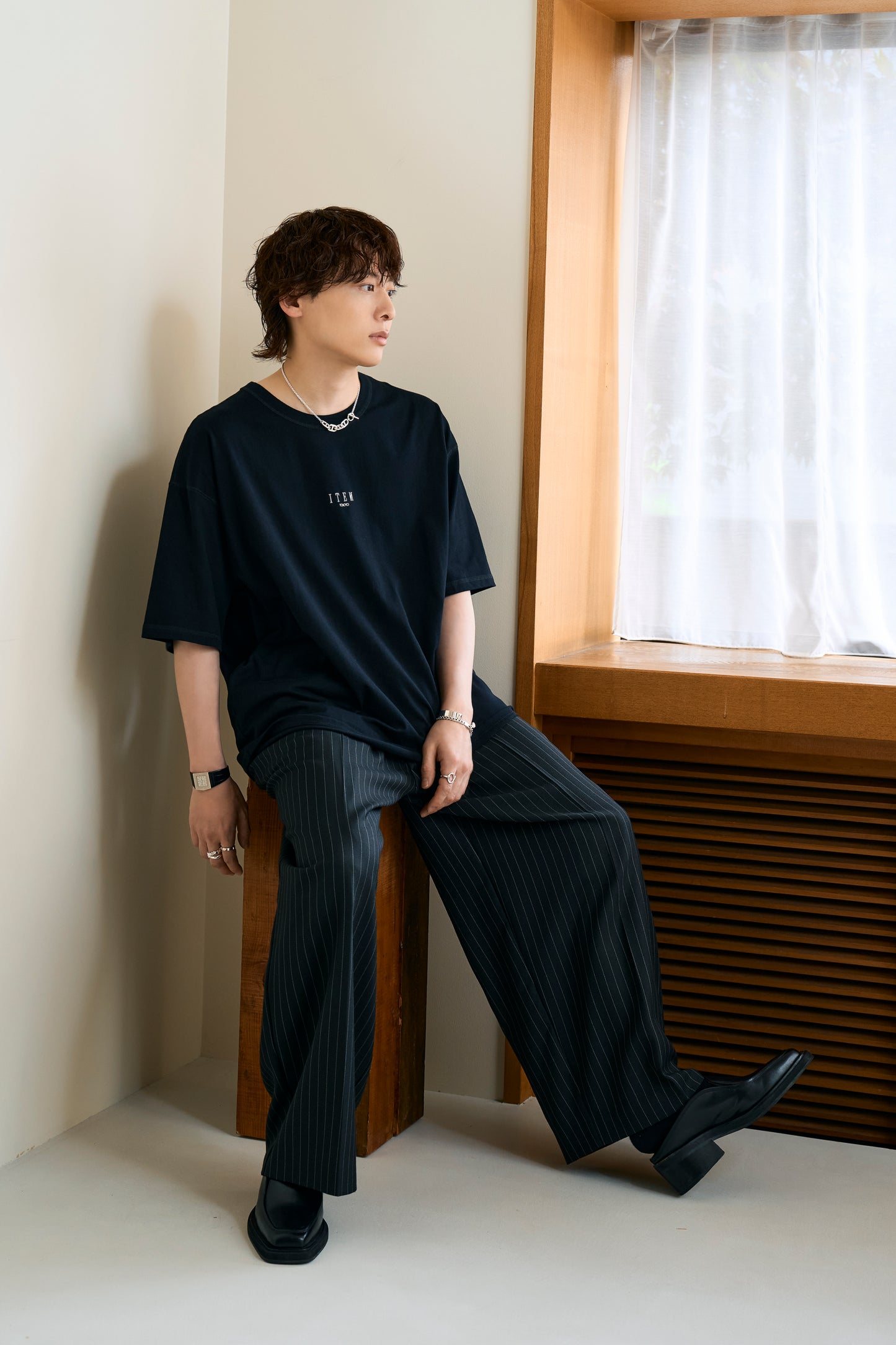 ITEM embroidery tee（black）