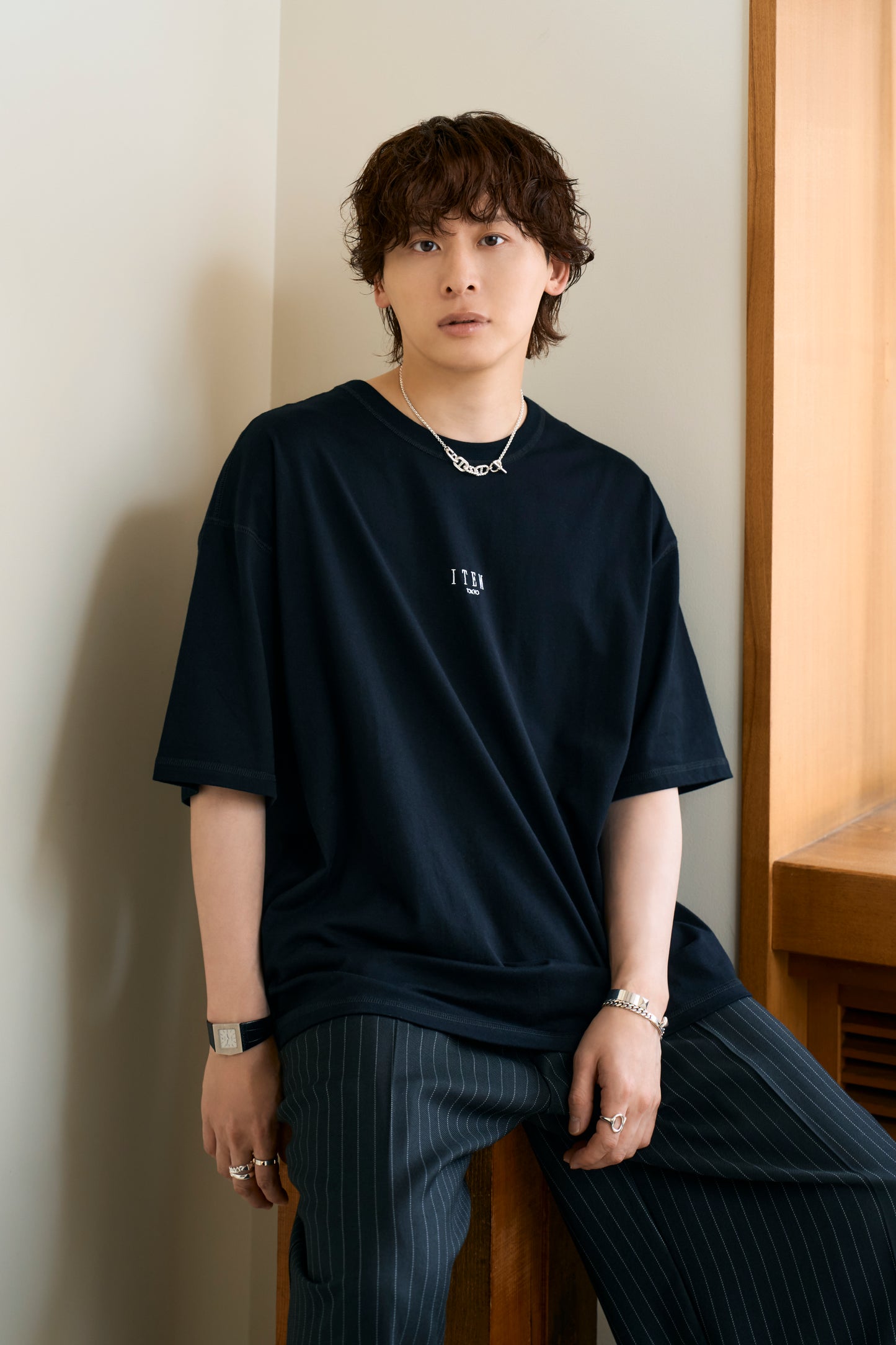 ITEM embroidery tee（black）